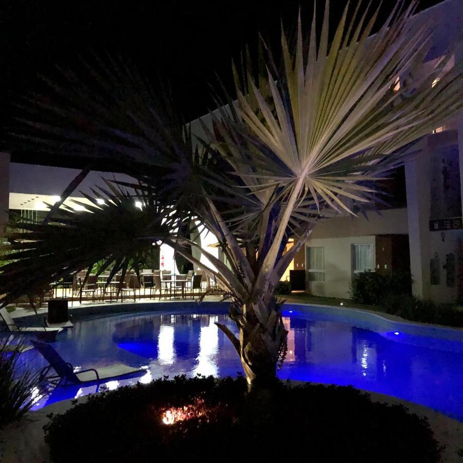 Apto Guarajuba Praia Condominio Porto Smeralda-100 Metros Da Praia Esterno foto