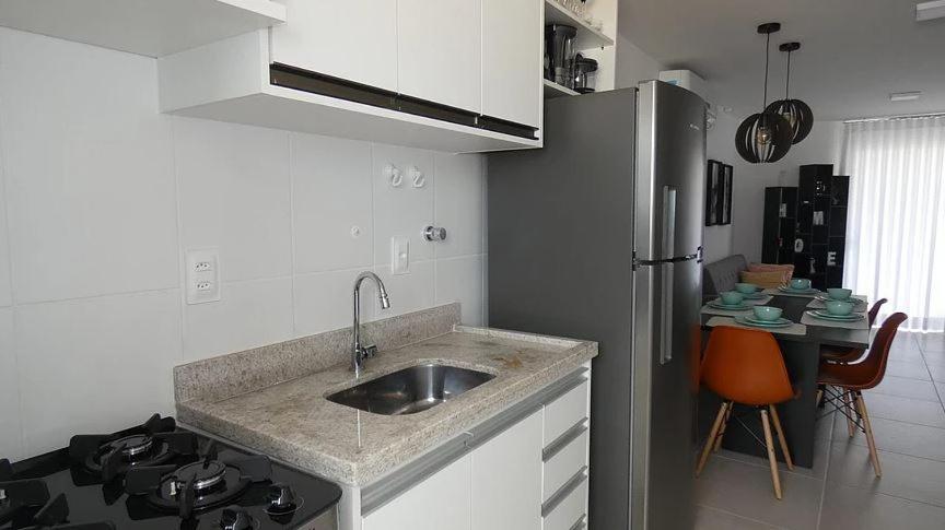 Apto Guarajuba Praia Condominio Porto Smeralda-100 Metros Da Praia Esterno foto