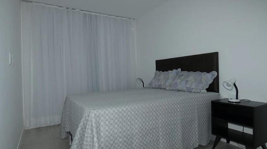 Apto Guarajuba Praia Condominio Porto Smeralda-100 Metros Da Praia Esterno foto